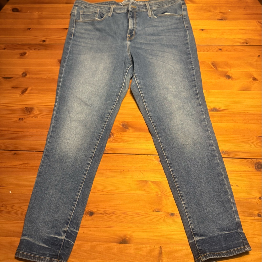Stylish Blue Women's Skinny Jeans